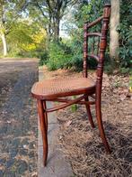 Vintage bistro stoelen met rieten zitting, Huis en Inrichting, Stoelen, Ophalen, Bistro, Gebruikt, Twee