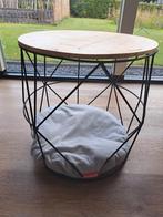 Beeztees kattenmand / bijzettafel, Dieren en Toebehoren, Kattenmanden, Ophalen, Zo goed als nieuw