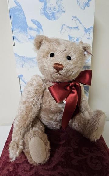 Steiff beer British Collector UK teddybeer beer Engeland  beschikbaar voor biedingen