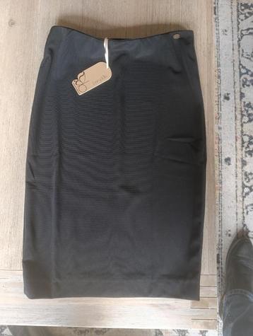 Kokerrok Berydale maat M stretch. beschikbaar voor biedingen