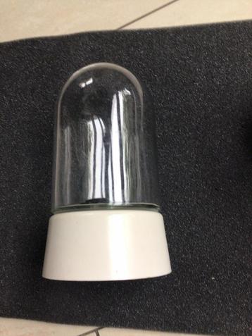 Stallamp beschikbaar voor biedingen