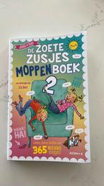Zoete zusjes moppenboek 2, Ophalen of Verzenden, Zo goed als nieuw, Moppen