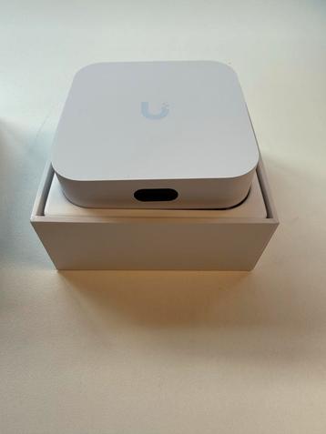 Unifi Express wifi 6 cloud gateway beschikbaar voor biedingen