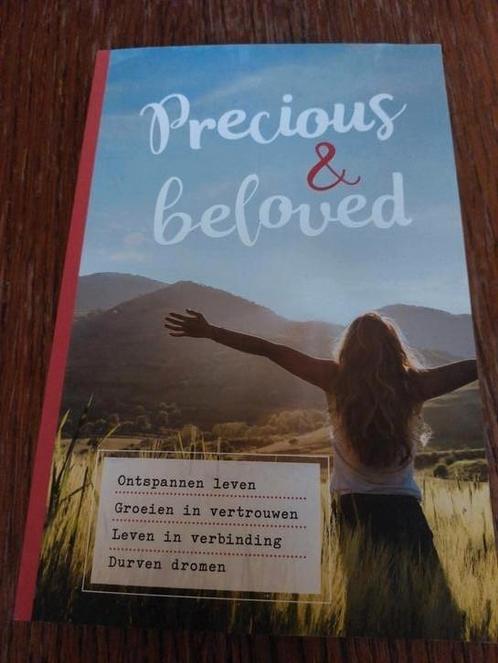 Cindy van Ooijen - Precious & beloved, Boeken, Godsdienst en Theologie, Zo goed als nieuw, Ophalen of Verzenden
