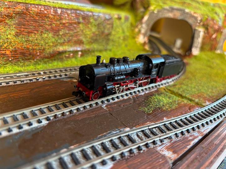 Treinset N Spoor - 3 locs en 1 silberling passagierwagon, Hobby en Vrije tijd, Modeltreinen | N-Spoor, Gebruikt, Locomotief, Gelijkstroom