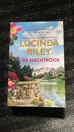 Lucinda Riley - De nachtroos, Boeken, Lucinda Riley, Ophalen of Verzenden, Zo goed als nieuw, Nederland