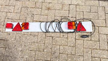 Verlichting aanhanger caravan beschikbaar voor biedingen