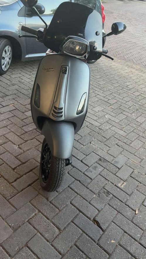Vespa sprint 80cc, Fietsen en Brommers, Brommers | Vespa, Ophalen of Verzenden