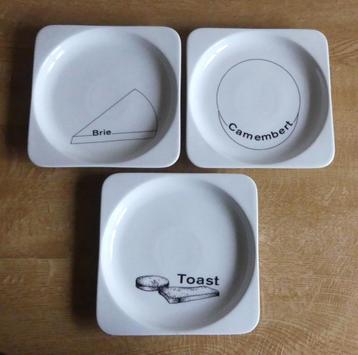 Vintage kaasbordjes tapas bordjes brie camembert toast beschikbaar voor biedingen