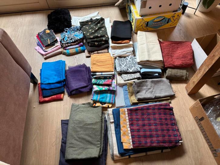 Diverse restant lapjes, Hobby en Vrije tijd, Stoffen en Lappen, Zo goed als nieuw, Katoen, 120 cm of meer, 30 tot 200 cm, Overige kleuren