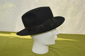 Oude gleufhoed / Fedora Sutton hatmakers stockport van vilt  beschikbaar voor biedingen