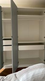 Pax kast van de ikea grijs groen, Huis en Inrichting, Kasten | Kledingkasten, Ophalen, 100 tot 150 cm, Zo goed als nieuw, Kledingkast