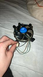 Intel cpu cooler, Computers en Software, Computerkoelers, Ophalen of Verzenden, Zo goed als nieuw, Luchtkoeling