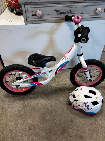 Cube loopfiets cubiet helm cube kid  beschikbaar voor biedingen