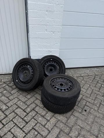 4x winterbanden  beschikbaar voor biedingen