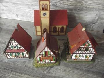 SET VAKWERKHUIZEN beschikbaar voor biedingen