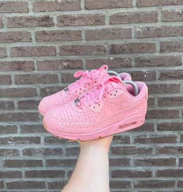 Nike Air Max 90 Premium Shanghai Must Win Cake beschikbaar voor biedingen
