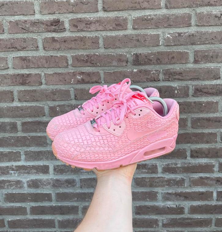 Nike Air Max 90 Premium Shanghai Must Win Cake, Kleding | Dames, Schoenen, Zo goed als nieuw, Sneakers of Gympen, Overige kleuren