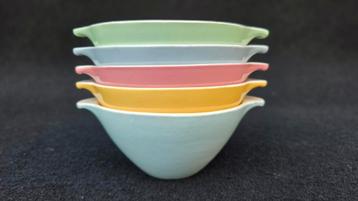 Petrus regout pastel soepkommen vintage  beschikbaar voor biedingen