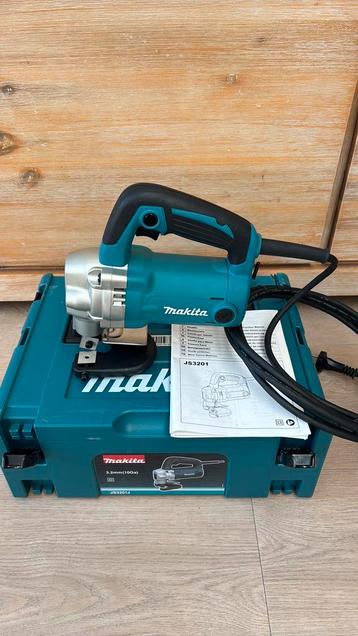 Makita 230v plaatschaar JS3201J inclusief mbox beschikbaar voor biedingen