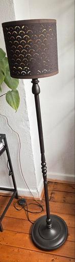 Lamp, Ophalen