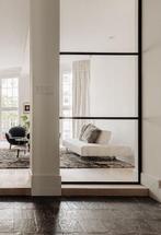 Groot zwart stalen kozijn met glas 144x338cm, Doe-het-zelf en Verbouw, Kozijnen en Schuifpuien, Ophalen, Zo goed als nieuw