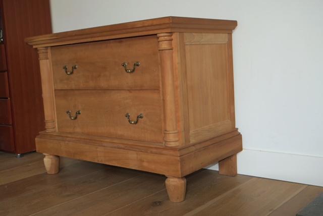 Houten commode met lades kersenhout onbewerkt, Huis en Inrichting, Kasten | Dressoirs, Gebruikt, 50 tot 100 cm, 25 tot 50 cm, Met lade(s)
