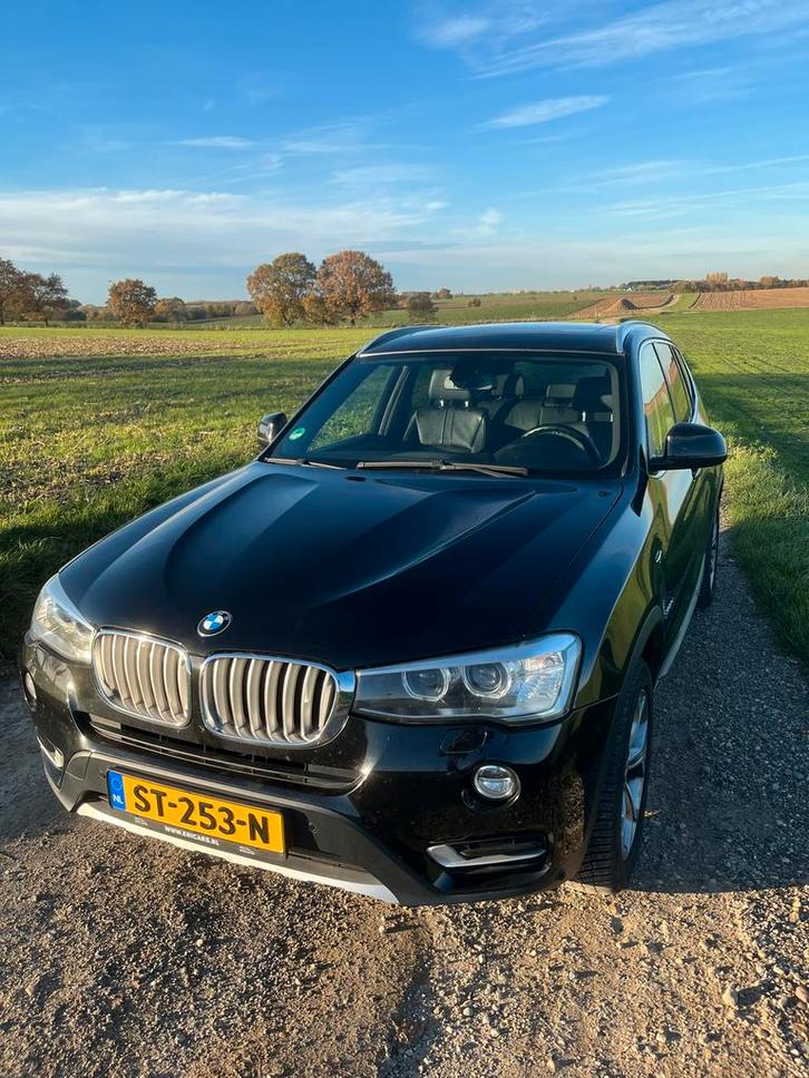 BMW X3 20D Xdrive M-sport Aut8 2015 Zwart Panorama Xline, Auto's, BMW, Bedrijf, X3, 360° camera, Achteruitrijcamera, Adaptieve lichten