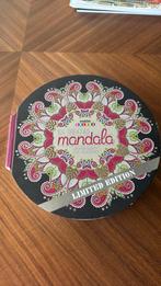 Mandala kleurboek, Ophalen of Verzenden, Zo goed als nieuw, Papier, Schets- of Tekenboek