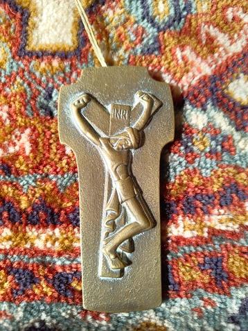 Bronzen Kruisbeeld met Jezus beschikbaar voor biedingen
