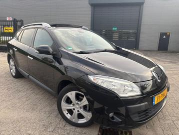 Renault Mégane Estate 1.5 dCi Dynamique Keyless Panorama Bos beschikbaar voor biedingen