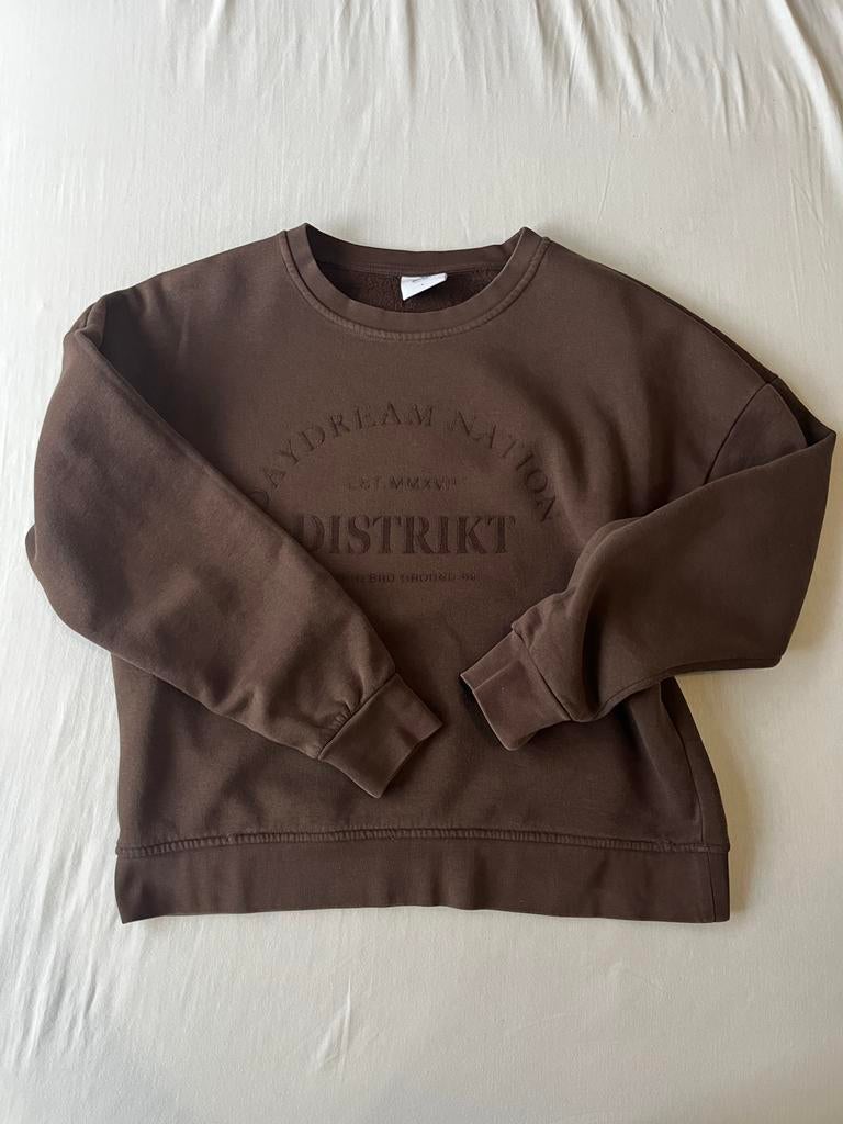 Distrikt Bruine Trui Maat S, Kleding | Dames, Truien en Vesten, Zo goed als nieuw, Maat 36 (S), Bruin, Ophalen of Verzenden