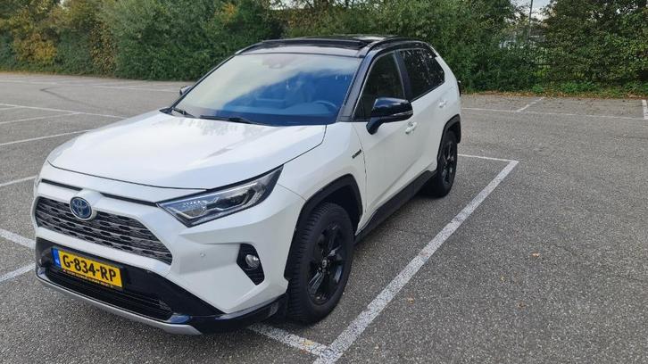 Toyota RAV4 bi-tone uitvoering met panoramadak, Auto's, Toyota, Particulier, Rav4, ABS, Achteruitrijcamera, Adaptieve lichten