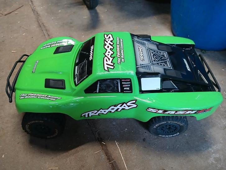 Traxxas Slash 2wd en Tamiya TT02B, Hobby en Vrije tijd, Modelbouw | Radiografisch | Auto's, Gebruikt, Auto offroad, Elektro, Schaal 1:10