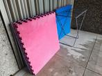 Sport / exercise mat - 8 pieces (100x100x2 cm3 each), Maat 36 t/m 42, Ophalen, Gebruikt, Materiaal