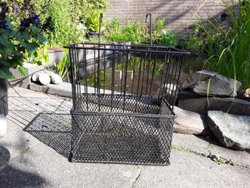 Grote metalen mand scootmobiel beschikbaar voor biedingen