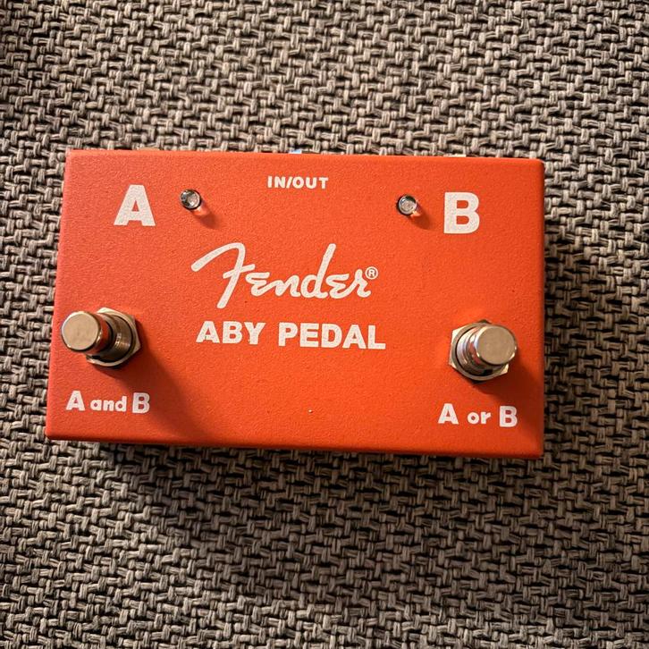 Fender ABY Pedal, Muziek en Instrumenten, Effecten, Zo goed als nieuw, Overige typen, Ophalen of Verzenden