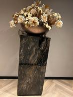 Marmeren Zuil met Bloemenarrangement, Ophalen of Verzenden, Nieuw
