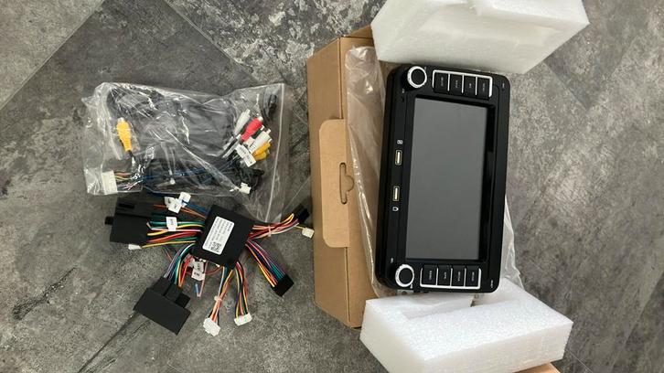 Te koop carplay en Android auto ACTIE VANDAAG 100 euro, Auto diversen, Autoradio's, Zo goed als nieuw, Ophalen of Verzenden