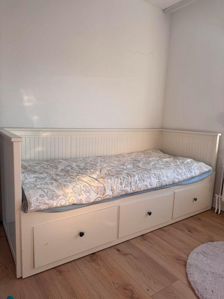 Eenpersoonsbed met uitschuifbed en lades, Huis en Inrichting, Slaapkamer | Bedden, Gebruikt, Eenpersoons, 90 cm, 200 cm, Hout