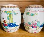 Twee gemberpotten porselein 15 cm hoog, Ophalen