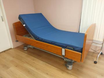 verpleegbed, thuiszorgbed, ziekenhuisbed, hoog/laag 90x200cm beschikbaar voor biedingen