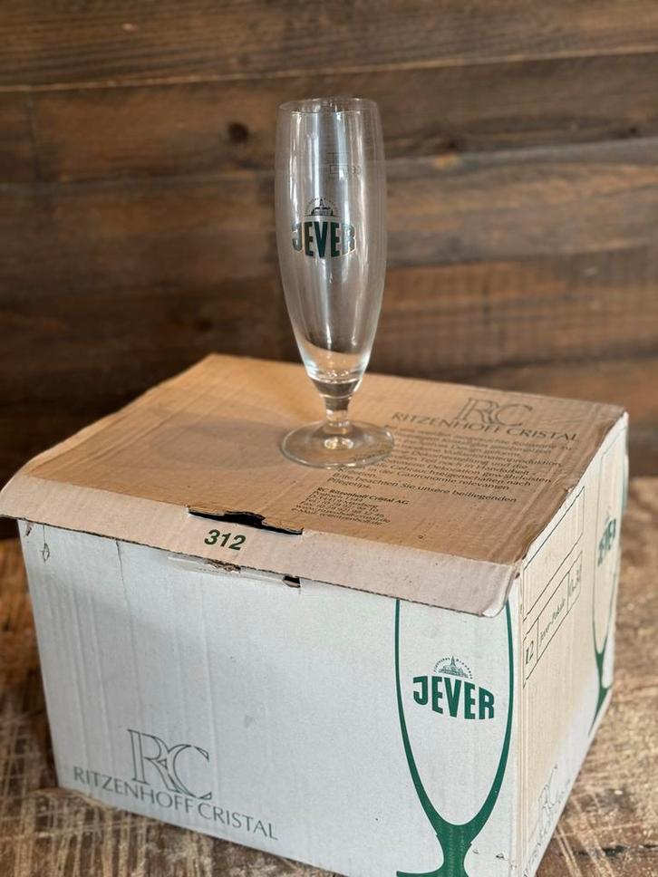 Jever Bierglas Ritzenhoff Cristal, Verzamelen, Glas en Borrelglaasjes, Zo goed als nieuw, Bierglas, Ophalen of Verzenden