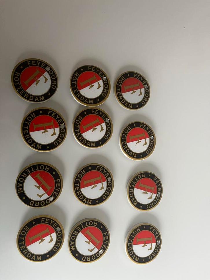 Feyenoord CupCoins Set van 12 - Collectible, Verzamelen, Speldjes, Pins en Buttons, Gebruikt, Button, Sport, Ophalen of Verzenden