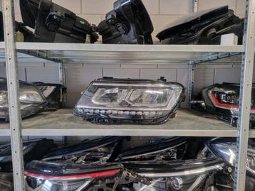 VW Tiguan 5NB VOL LED koplamp unit 035 links beschikbaar voor biedingen