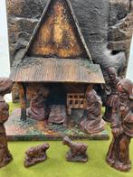 Antieke kerststal met kerstgroep en verlichting, Diversen, Ophalen of Verzenden, Gebruikt