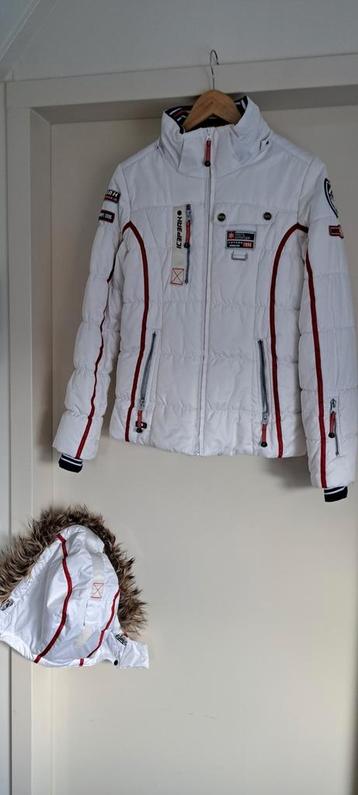 Te koop: mooie ski jas meisjes maat 36 beschikbaar voor biedingen