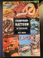 Boek Strumpfbandnattern im terrarium, Boeken, W.P. Mara, Ophalen of Verzenden, Zo goed als nieuw, Reptielen of Amfibieën