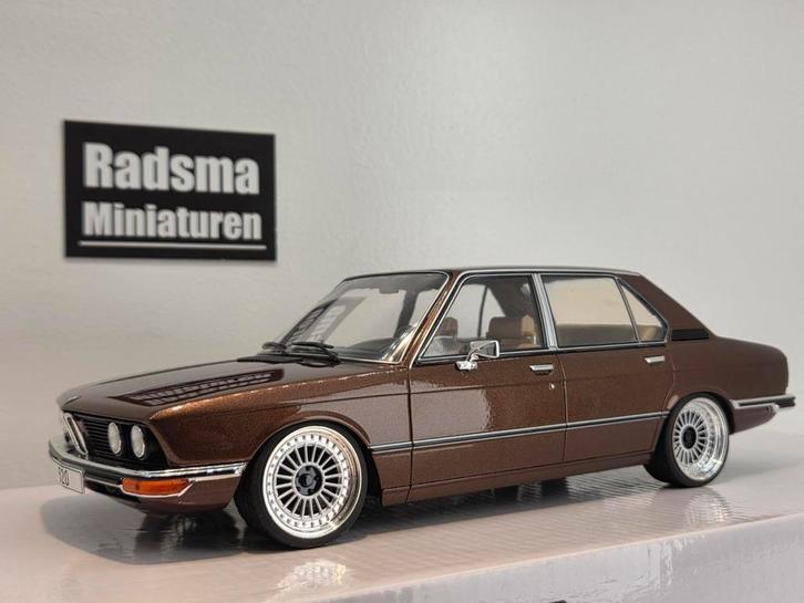 Bmw 5serie E12 - Verlaagd + Alpina velgen - 1:18 MCG, Hobby en Vrije tijd, Modelauto's | 1:18, Zo goed als nieuw, Auto, Ophalen of Verzenden