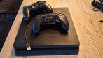 Playstation 4, Spelcomputers en Games, Spelcomputers | Sony PlayStation 4, Ophalen, Zo goed als nieuw, Met 2 controllers, Slim